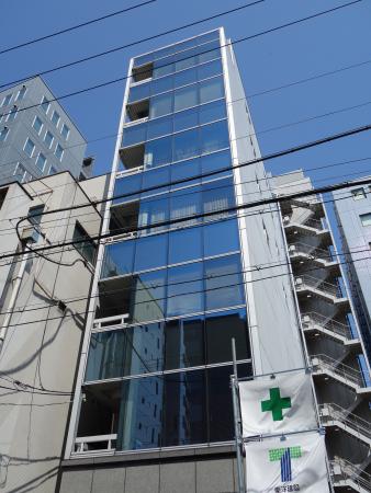 梅新パークビル外観