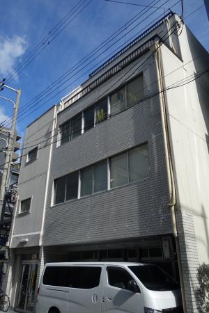 奥野ビル外観