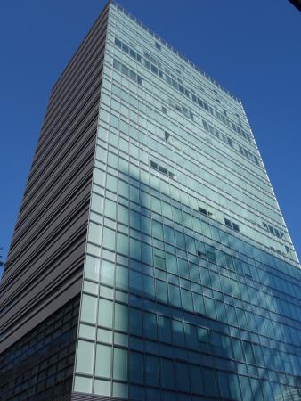 梅田ゲートタワー外観