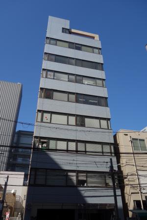 クリエ西天満ビル外観
