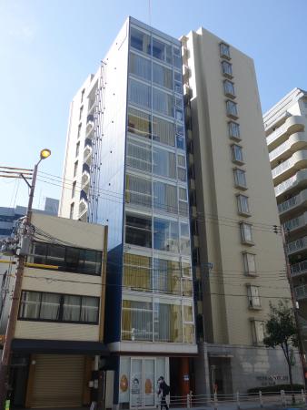 ＡＸＩＳ　ＴＨＥ　ＲＯＯＭＳ　ＯＳＡＫＡ