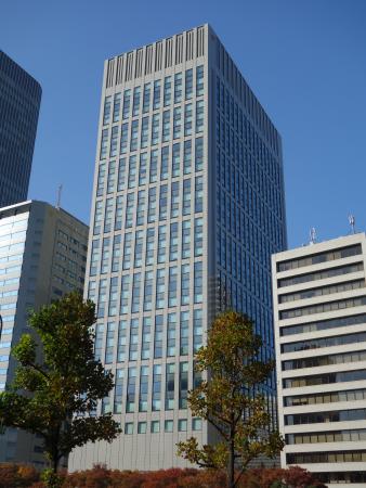 中之島セントラルタワービル外観