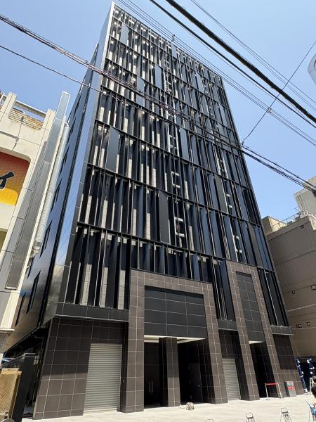 暫 北新地ビル外観