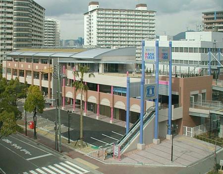 北埠頭デッキプラザ