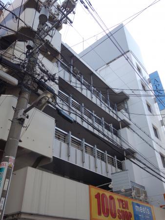 山本ビル外観