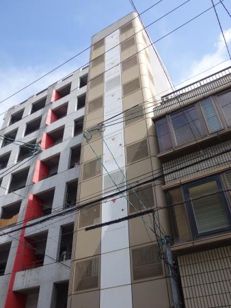 ラグジェリア京町堀ビル外観