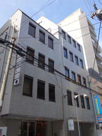 エースビル外観