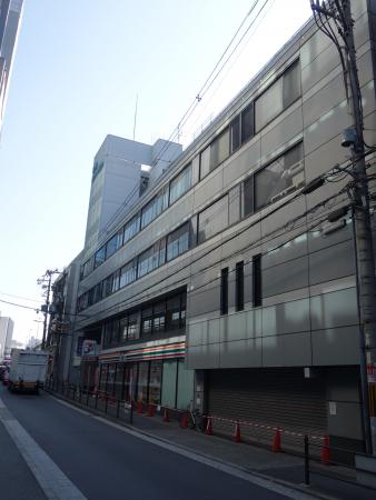 堂島クレイドルビル外観