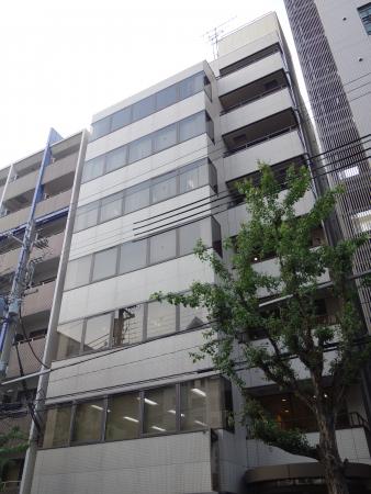 建団連会館外観