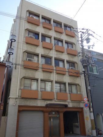 マンションニューナンバ外観