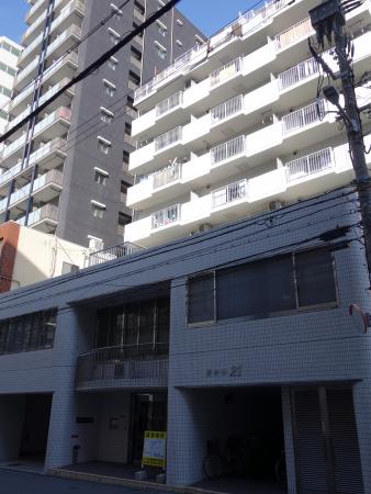 ヒカリ２１ビル外観
