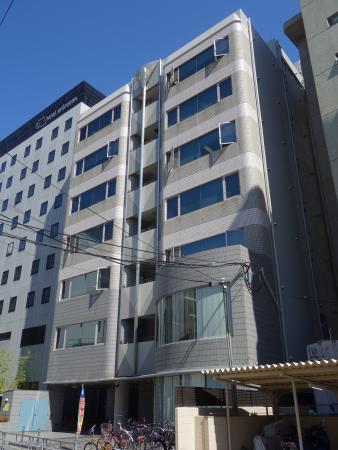 NLC新大阪12号館ビル外観