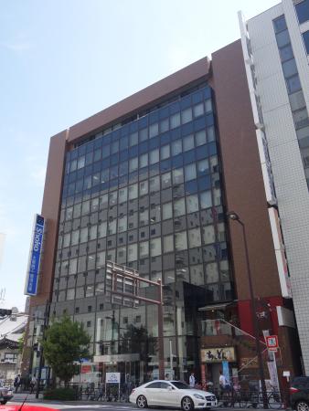 梅田イーストビル外観