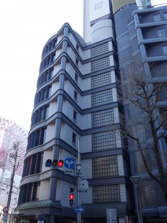 共信梅田ビル外観