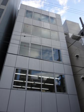 四ツ橋YHビル外観