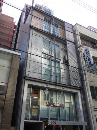 ミュージックキューブビル外観