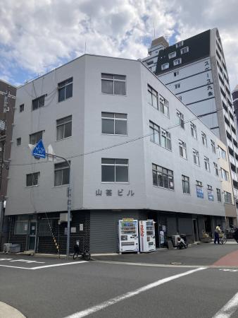 山甚ビル　外観
