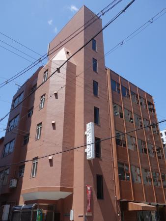 大阪西トラック会館ビル外観