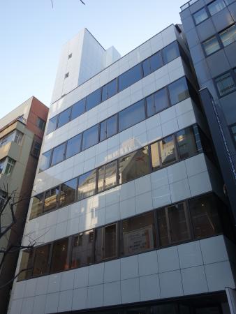 瓦町ウサミビル外観