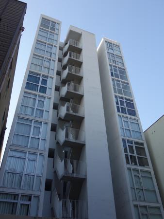 匠空ＫＹＯＭＡＣＨＩＢＯＲＩビル外観
