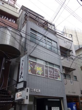 清水ビル外観