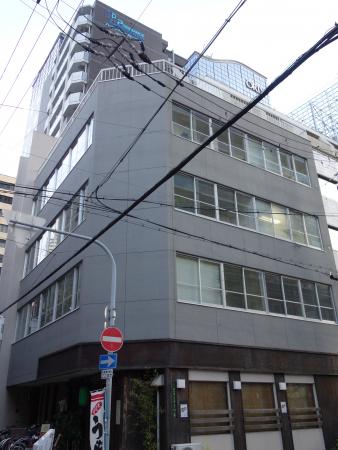 トミイビル外観