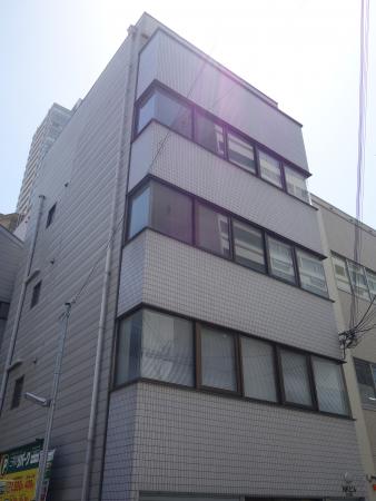 NKビル外観