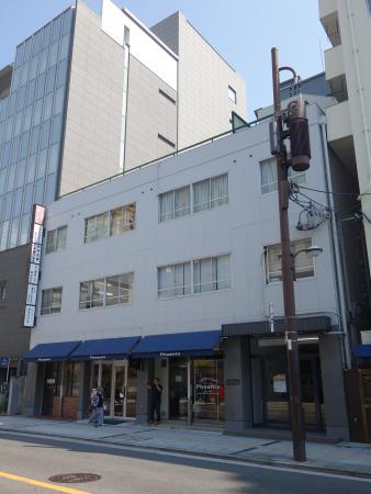 ニュー浪速第二ビル外観