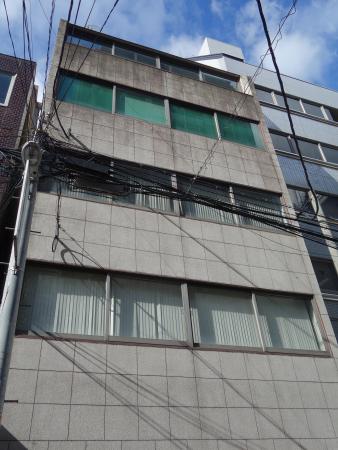 商栄ビル外観