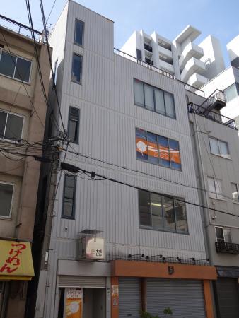 木成ビル外観
