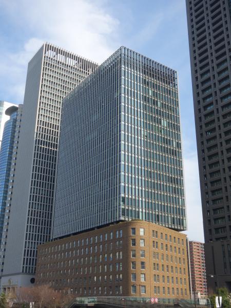 Signatureダイビル本館