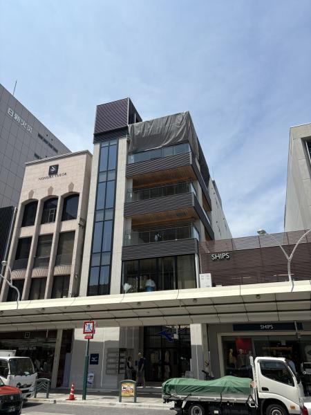 中央四条ビル外観