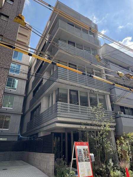 CONCOM堺筋本町South外観