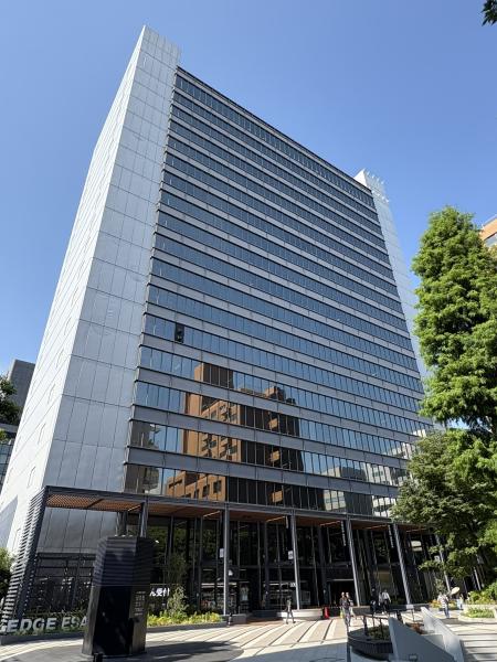 EDGE江坂外観