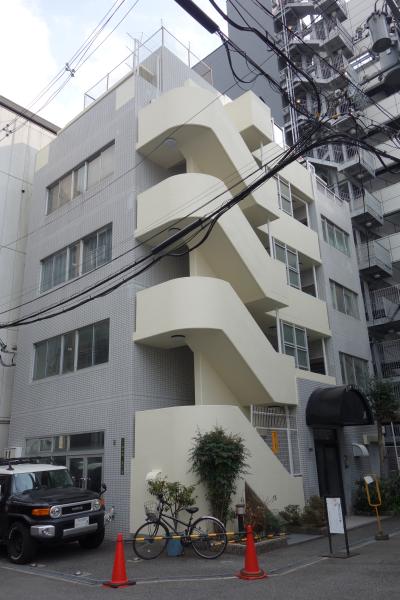 グラン・ビルド金本ビル外観