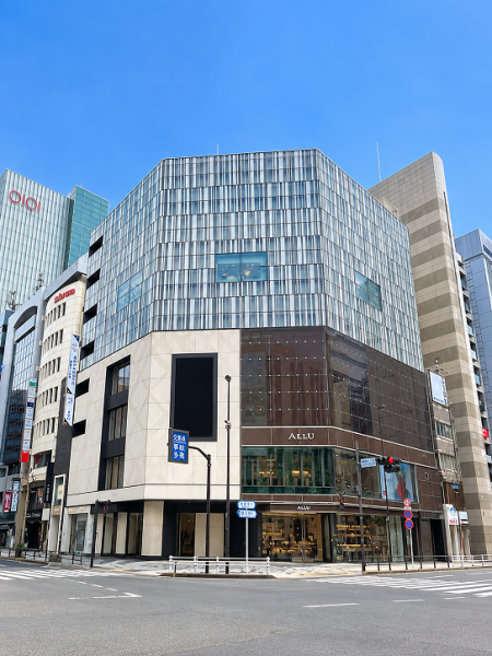 メットライフ新宿スクエア