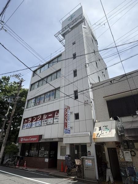 ラシーヌ本町ビル